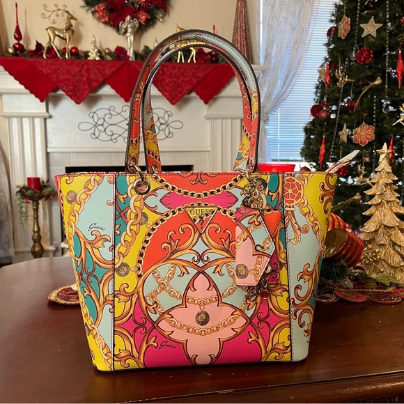Guess Handbags - Guess colorful beautiful bag - Like new